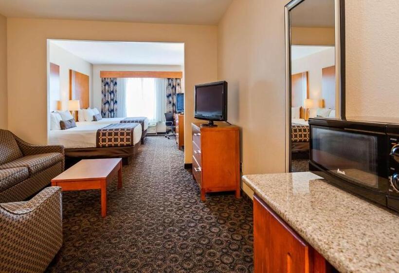 스위트, Best Western Plus Rose City Conference Center Inn