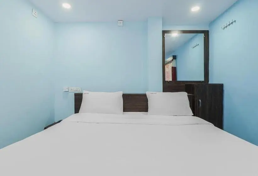 トリプルクラシックルーム, Oyo Hotel Prudhvi Devi