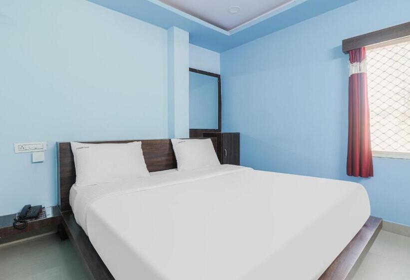 트리플 클래식 룸, Oyo Hotel Prudhvi Devi