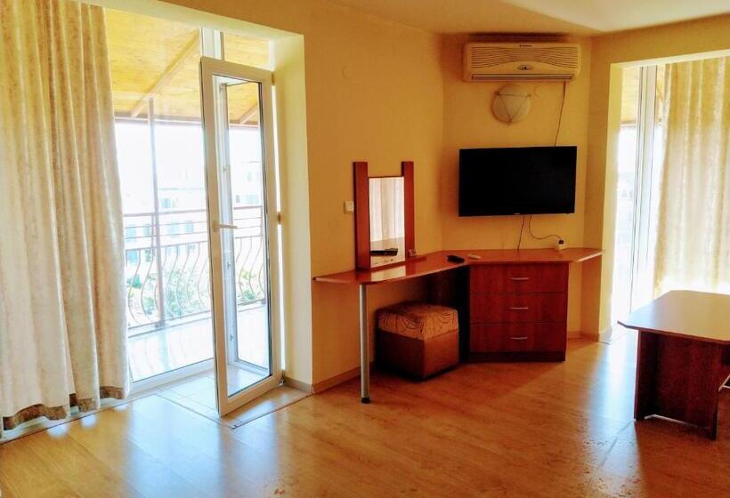 Studio Standard Widok Morze, стаи лилия 18