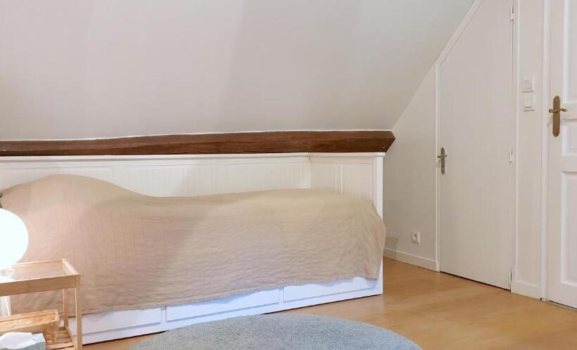 Четырехместный Номер Стандарт Вид на Сад, Maison D Hôtes Et Bien être Ahimsa