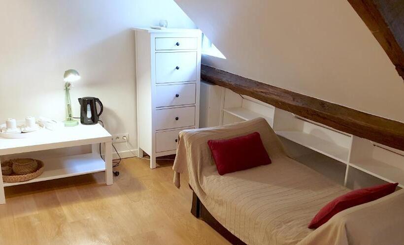 Четырехместный Номер Стандарт Вид на Сад, Maison D Hôtes Et Bien être Ahimsa