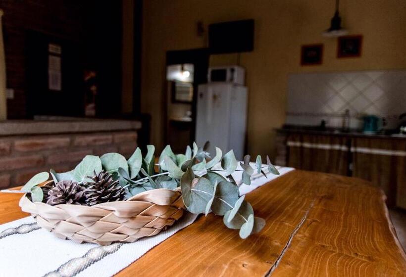 کابین, La Paloma Posada