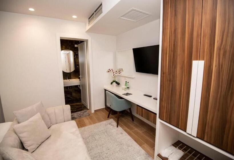 Семейный Номер, Henry Resort & Spa