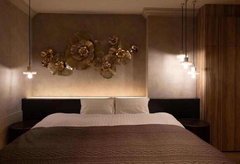 스탠다드 룸 킹사이즈 침대, Odo Adult Only