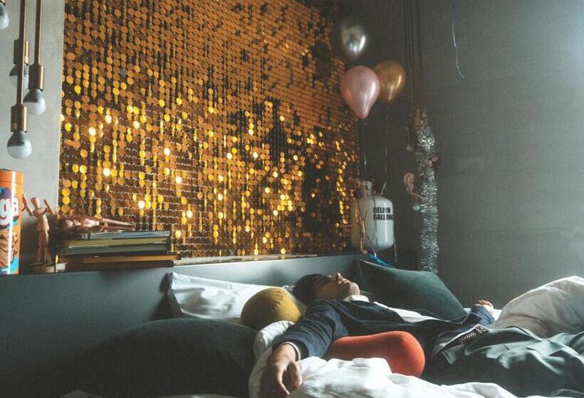 4인용 스탠다드 룸, Odo Adult Only