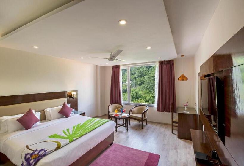 Superior Rum, Regenta Inn On The Ganges Rishikesh