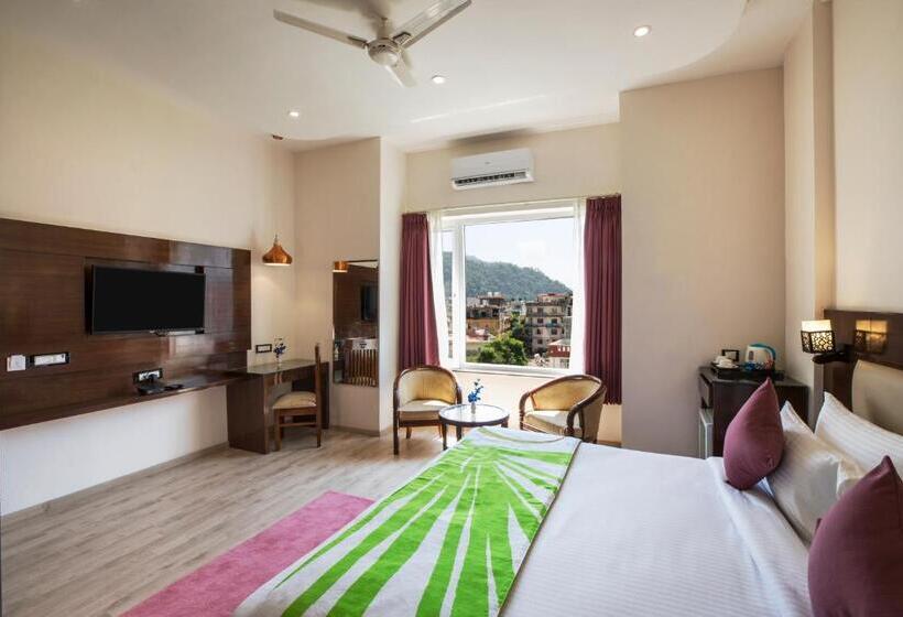 Superior Rum, Regenta Inn On The Ganges Rishikesh