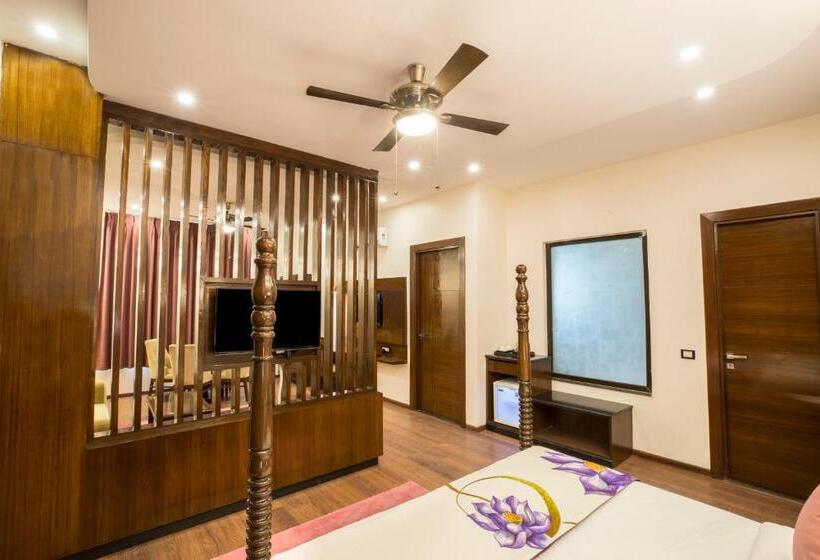 Svit, Regenta Inn On The Ganges Rishikesh