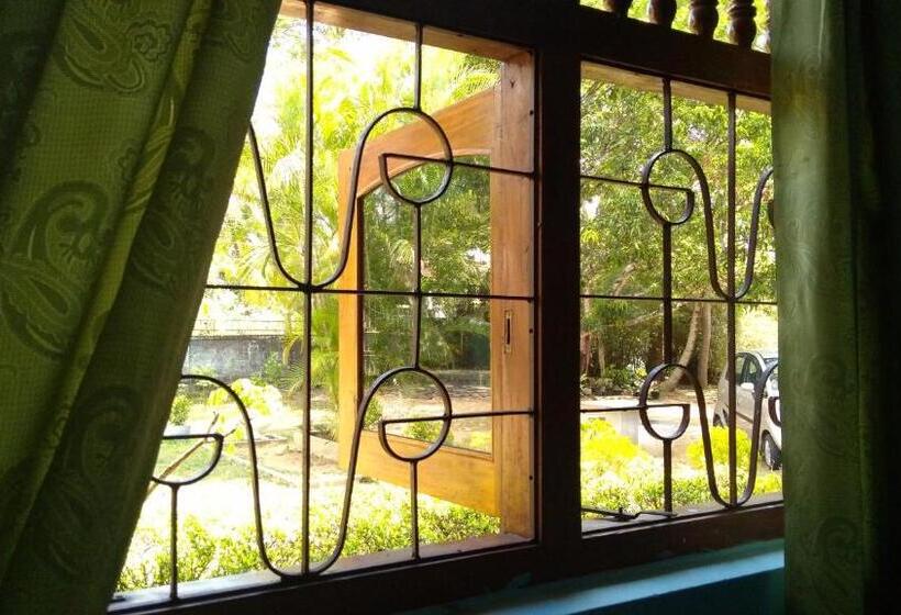 经济房, Spice Garden   Wellawaya