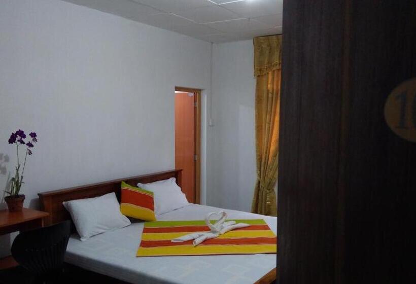 豪华三人间, Spice Garden   Wellawaya