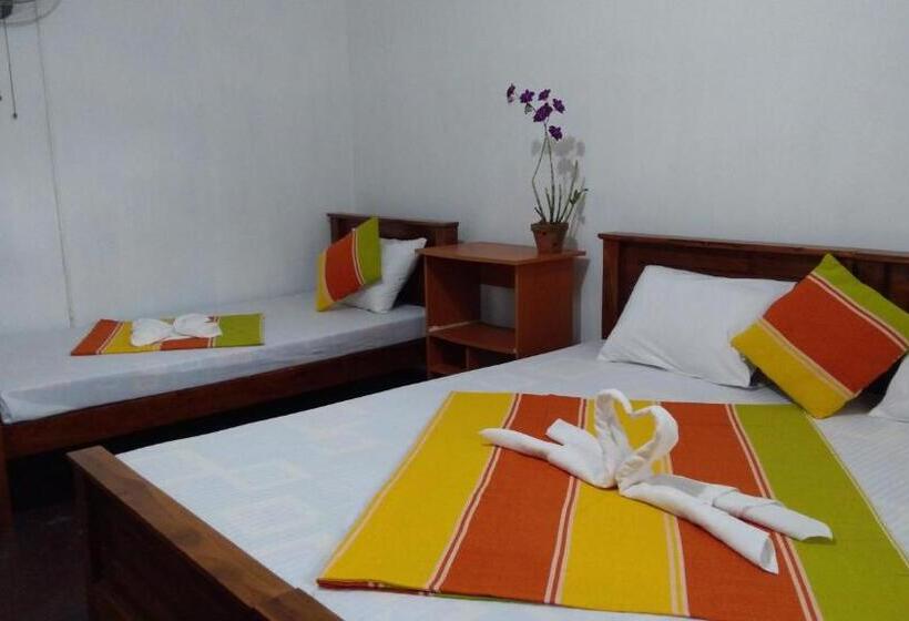 豪华三人间, Spice Garden   Wellawaya