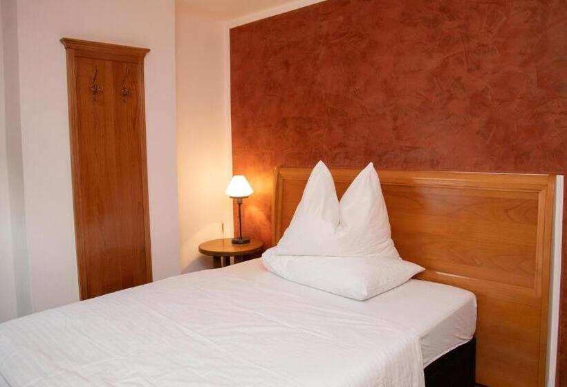 חדר סטנדרט יחיד, Gasthof Tauser