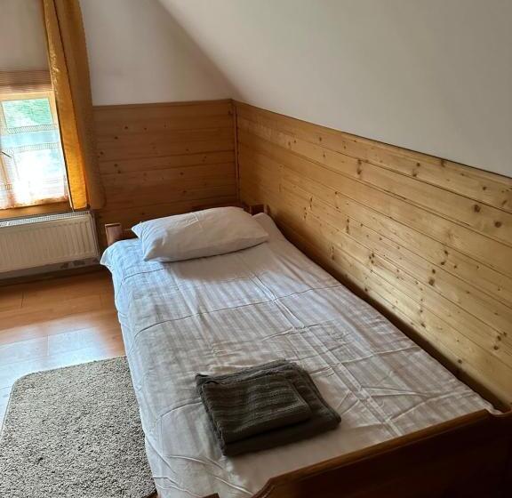 اتاق استاندارد چهار تخته, Plai