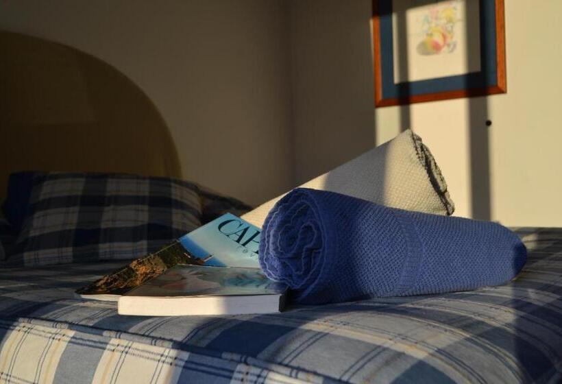 اتاق استاندارد, B&b The Sunset