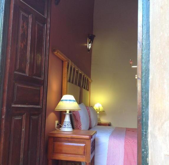 Номер Стандарт, Riad Timadrouine