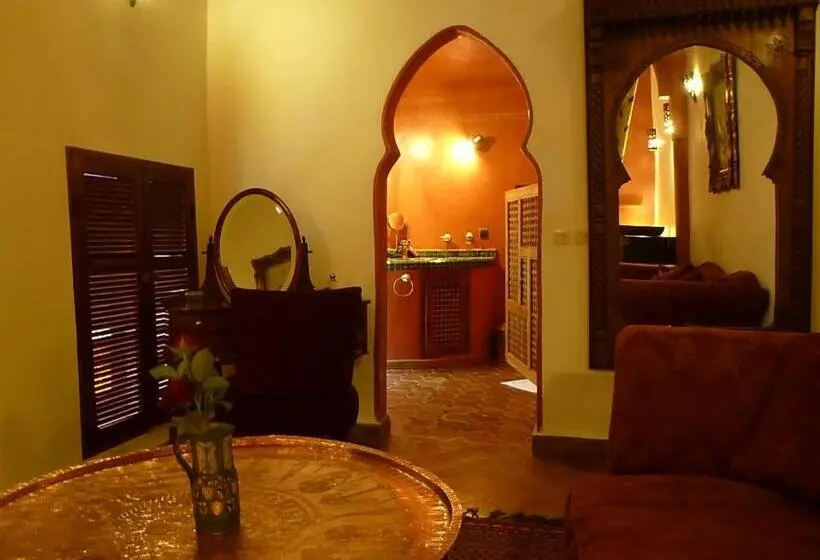 コンフォーとスイートルーム, Riad Timadrouine