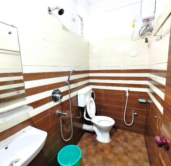 豪华房间, Sashi Puri Near Golden Sea Beach And Temple Fully Air Conditioned Hotel With Parking Facility, Bes