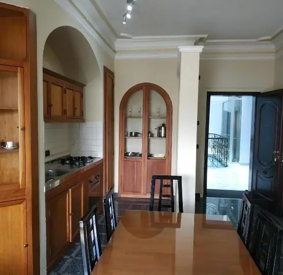 バルコニー付き１ベッドルームアパートメント, Villa Florencia