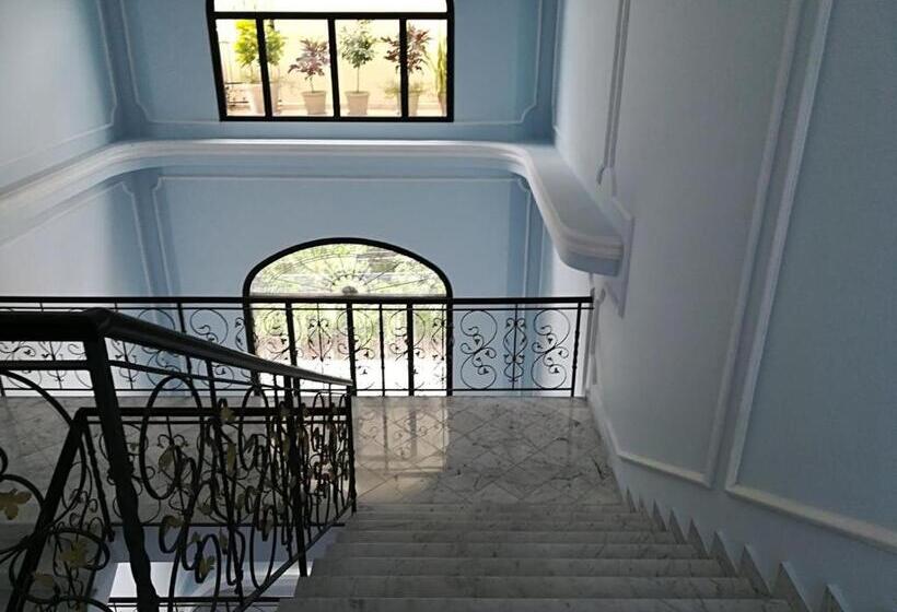 דירת שני חדרים, Villa Florencia