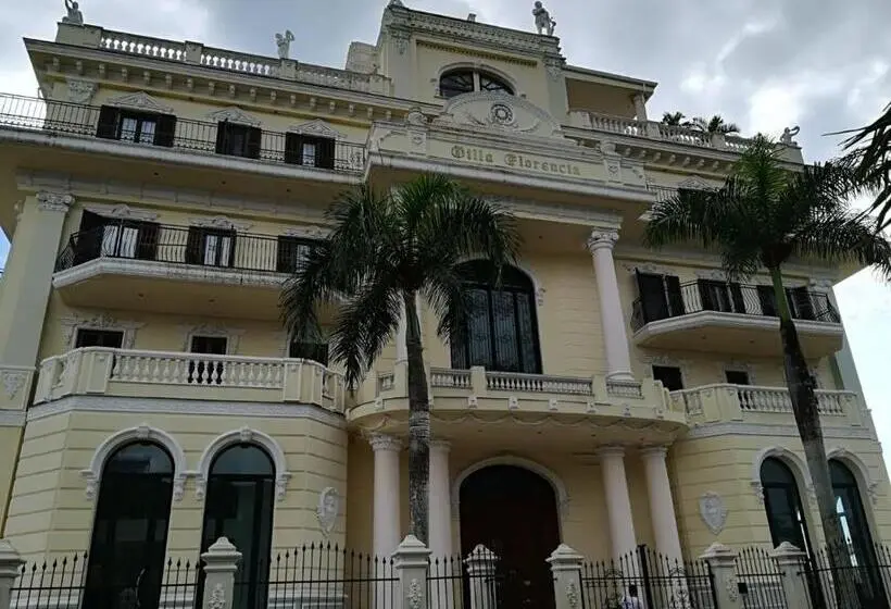 海の見える１ベッドルームアパートメント, Villa Florencia