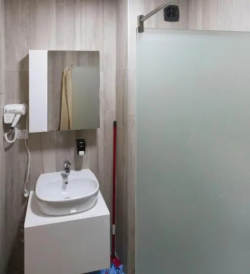 سوئیت جونیور با چشم‌انداز کوهستان, B&b Nataly 2