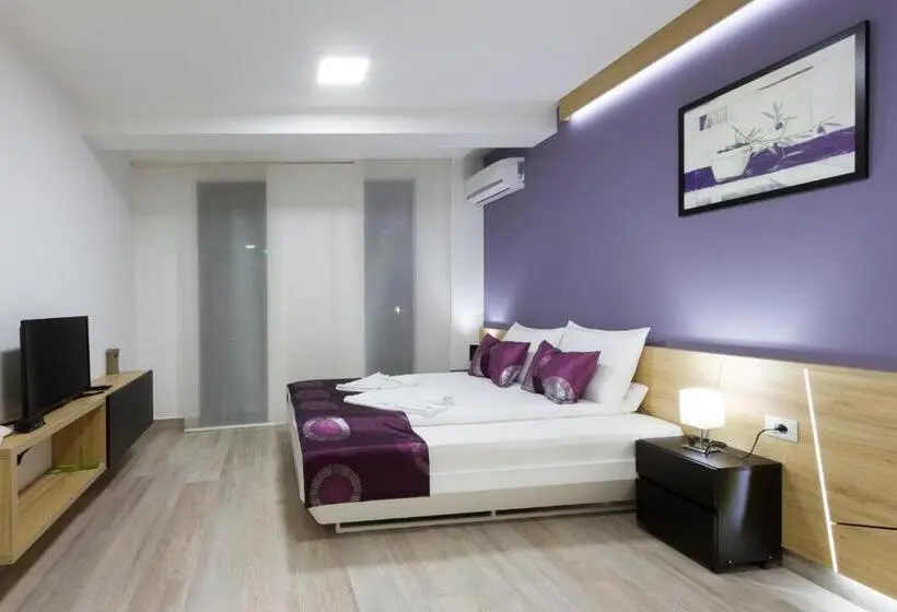 استودیوی استاندارد, B&b Nataly 2