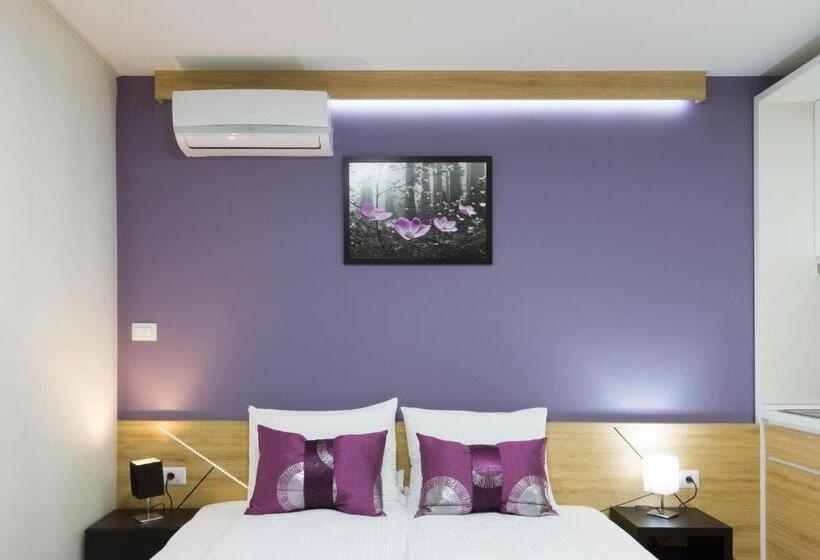 استودیوی استاندارد, B&b Nataly 2