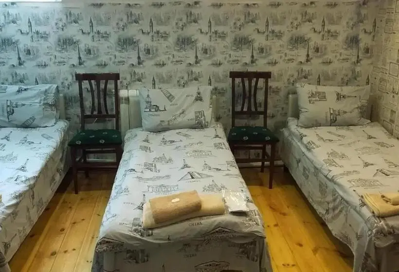اتاق استاندارد سه نفره, Cth Baku Hostel