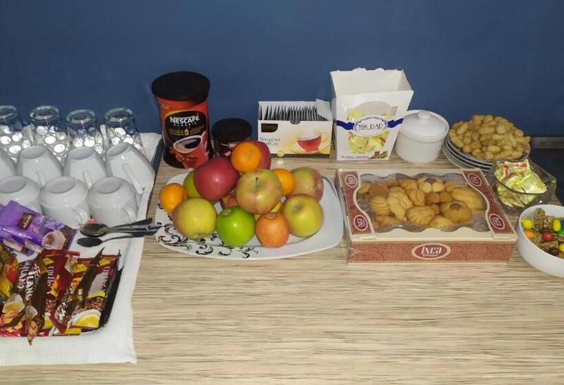 اتاق اکونومی, Cth Baku Hostel