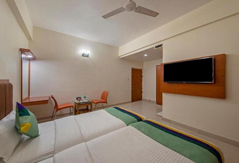 豪华房间, Treebo Sam Residency