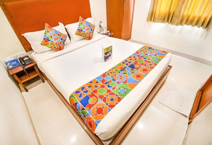 Номер Deluxe, Treebo Sam Residency