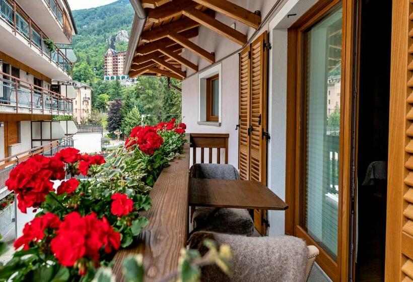 סוויטת ג'וניור, Fiocco Di Neve Relais & Spa