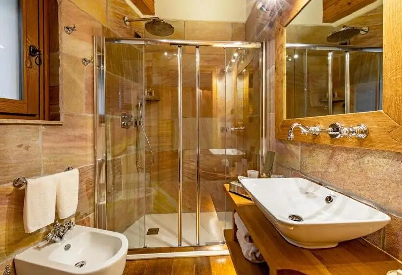 اتاق لوکس, Fiocco Di Neve Relais & Spa