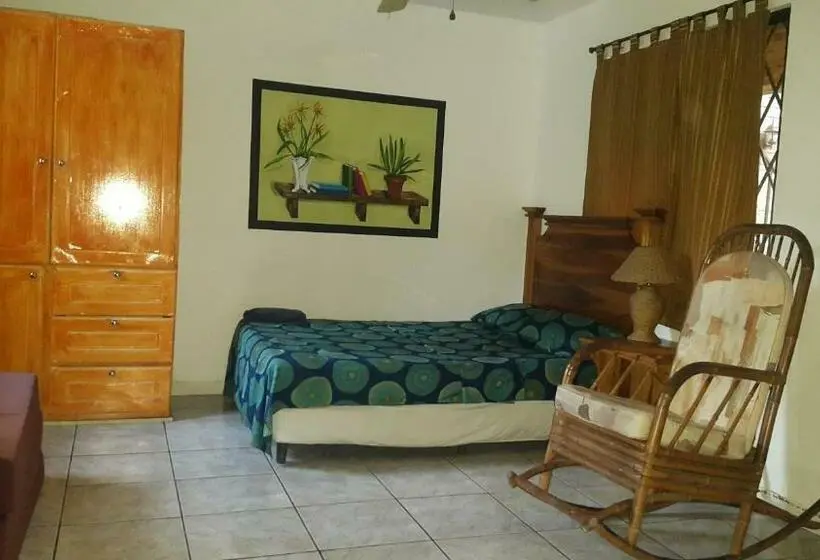 استودیو استاندارد با بالکن, Villa Prats