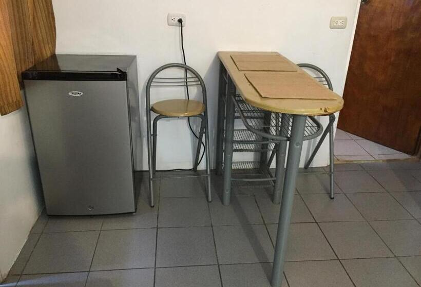 Четырехместный Номер Economy, Villa Prats