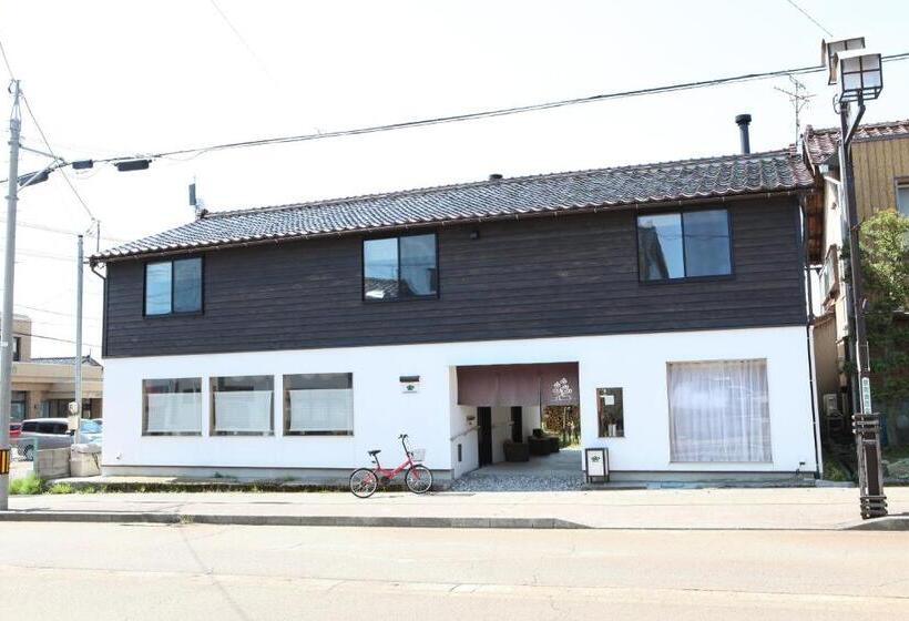 غرفة قياسية, B&b Neagari