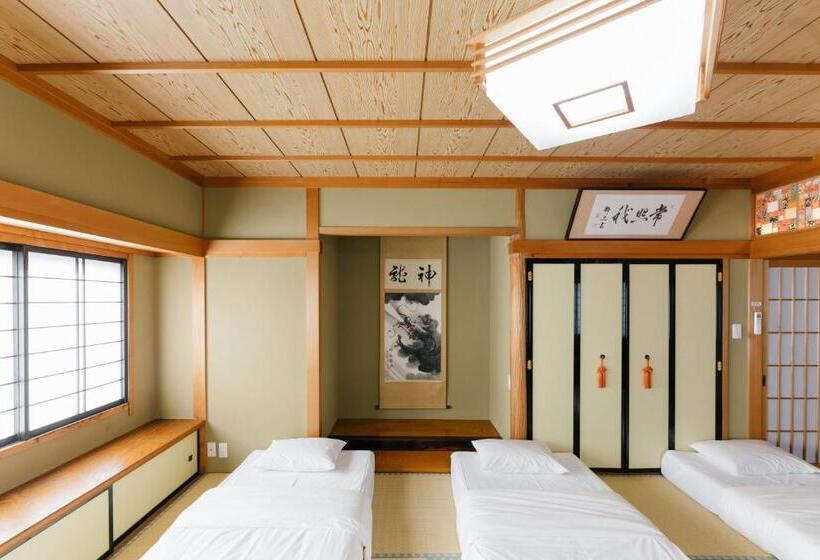 غرفة سوبيريور عائلية, B&b Neagari