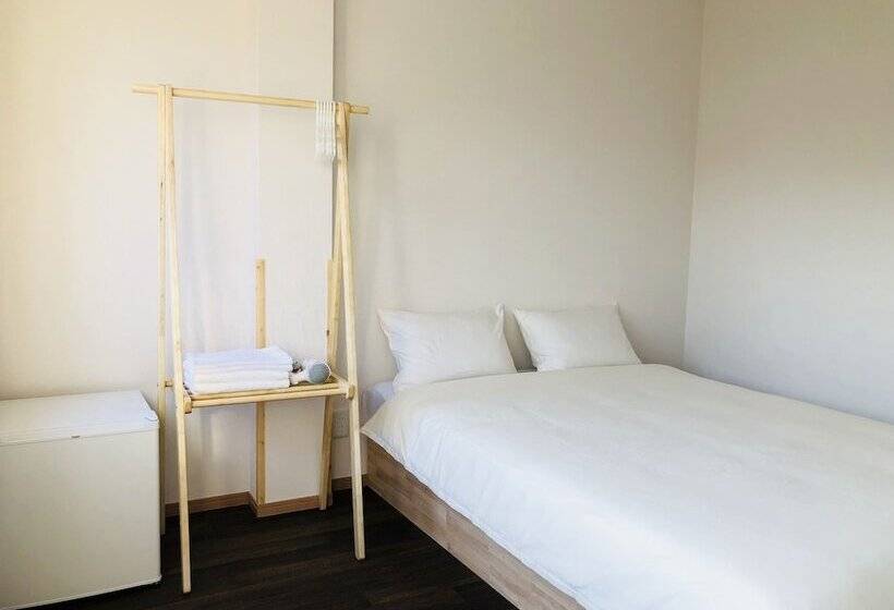 اتاق استاندارد, B&b Neagari