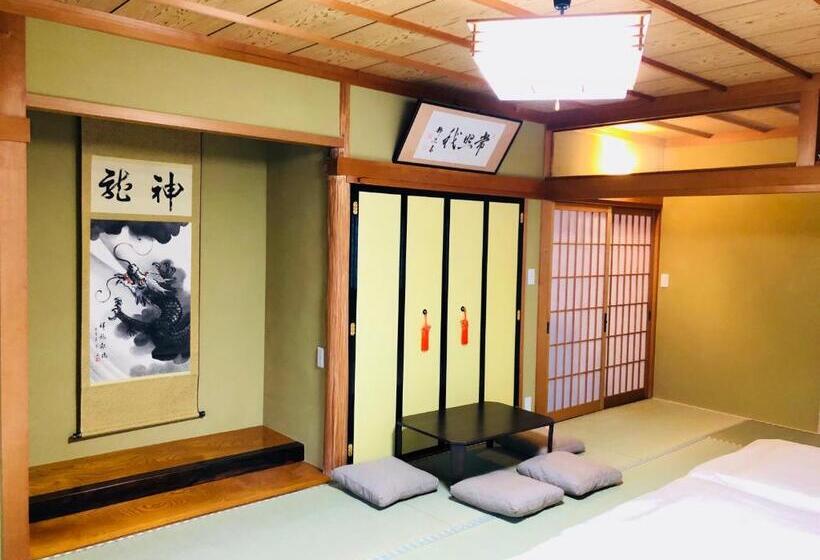 غرفة سوبيريور عائلية, B&b Neagari