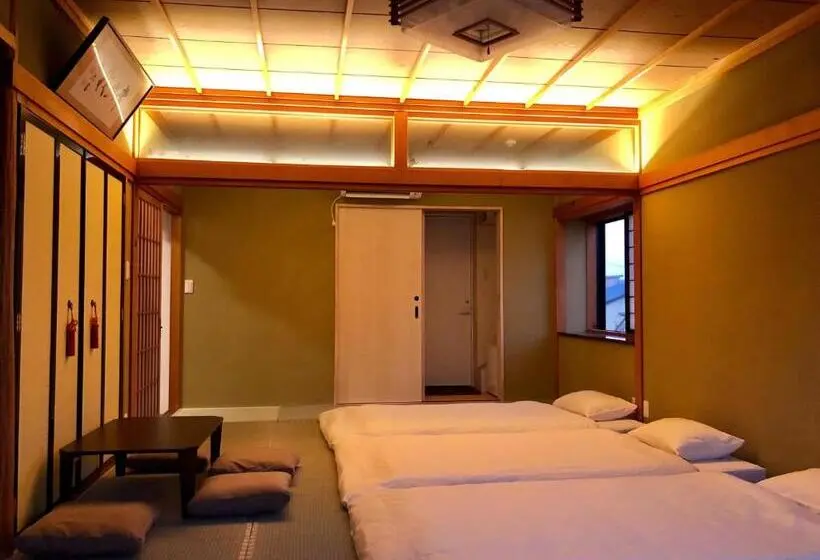 スーペリアファミリールーム, B&b Neagari