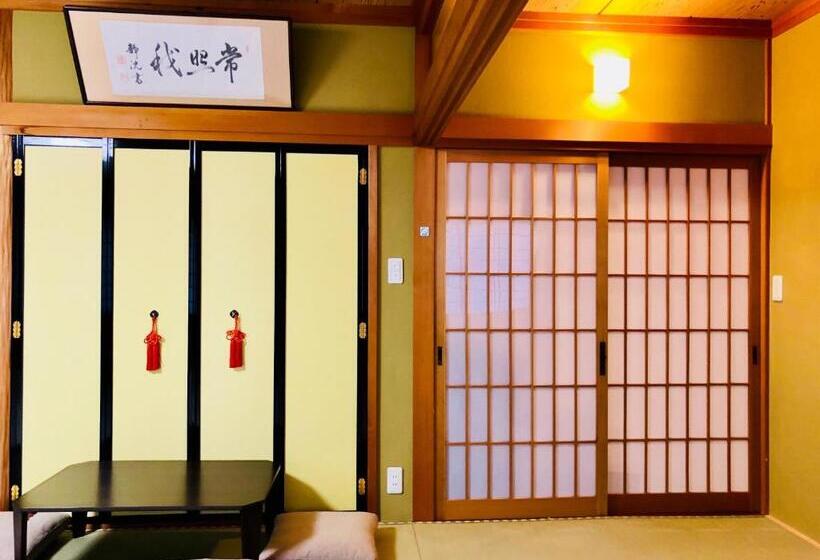 غرفة سوبيريور عائلية, B&b Neagari