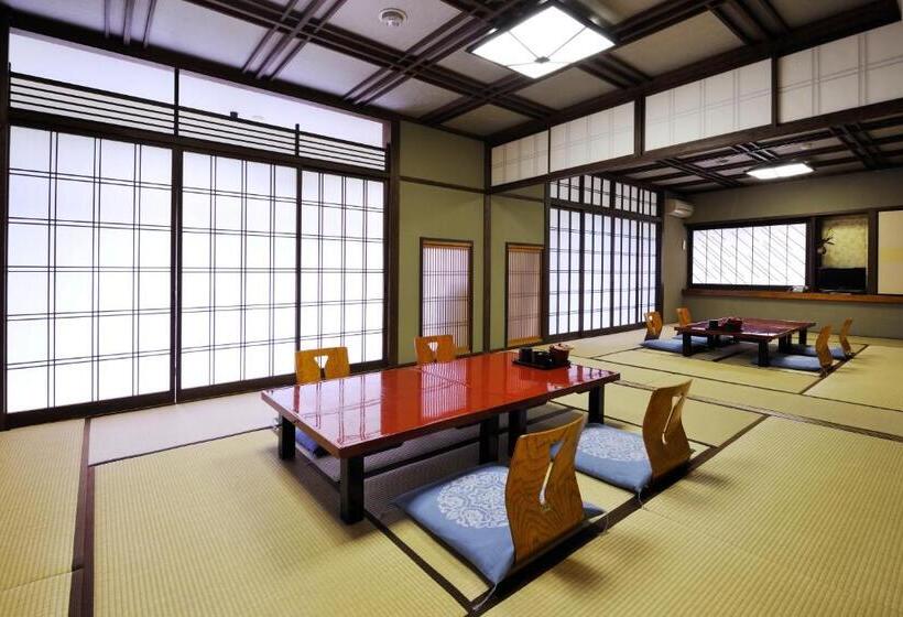Семейный Номер Совместный Санузел, Ryokan Seishounagon