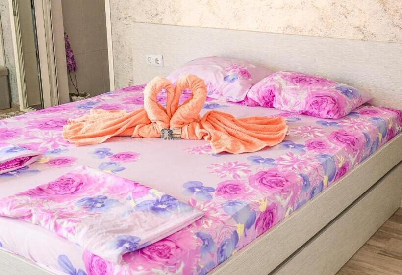 اتاق سه نفره سوپریور با چشم‌انداز دریا, къща за гости богданови