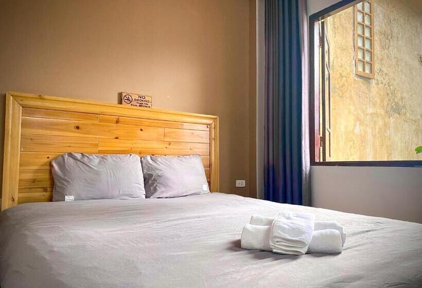 اتاق استاندارد با تخت بزرگ, Daun Pisang Homestay & Restaurant View Fanxipan