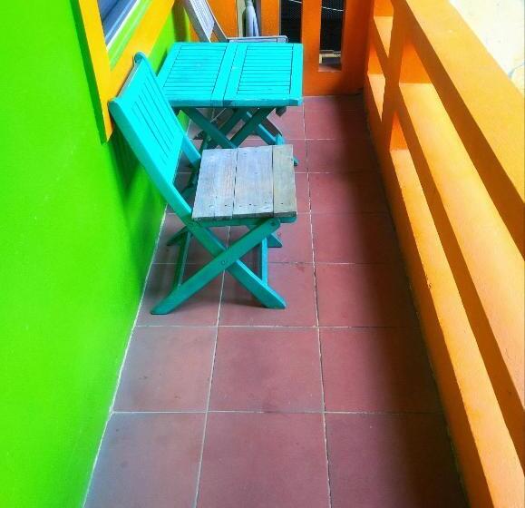 اتاق استاندارد سه نفره, Daun Pisang Homestay & Restaurant View Fanxipan