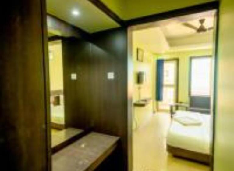 带海景的豪华间, Deep Gangainn Puri   Side Sea View Hotel Lift Wifi Facilities  By Morservices