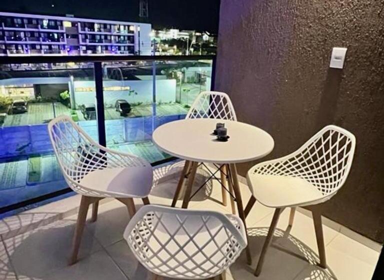 标准工作室, Makia Beach Experience