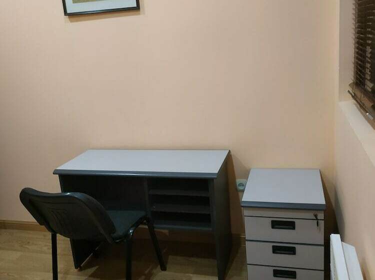 Superior Room, Komitas Avenue Guest House