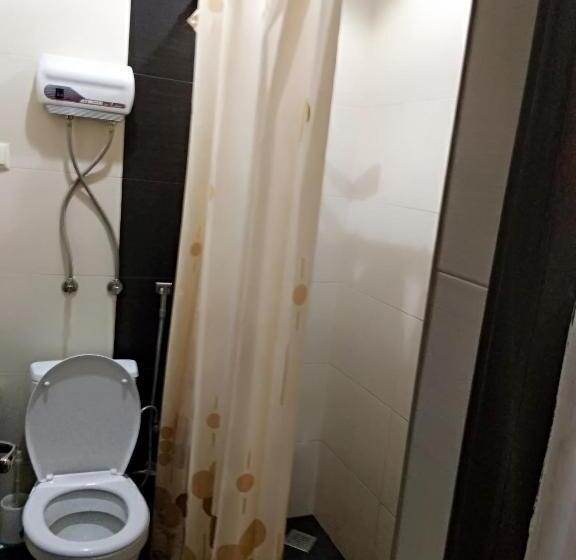 اتاق سوپریور با تخت بزرگ, Komitas Avenue Guest House